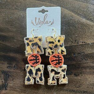 Viola - MOM Basketball Beaded Earrings w/Leopard Print